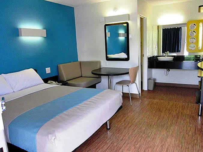 Motel 6-Overland Park, Ks Kültér fotó