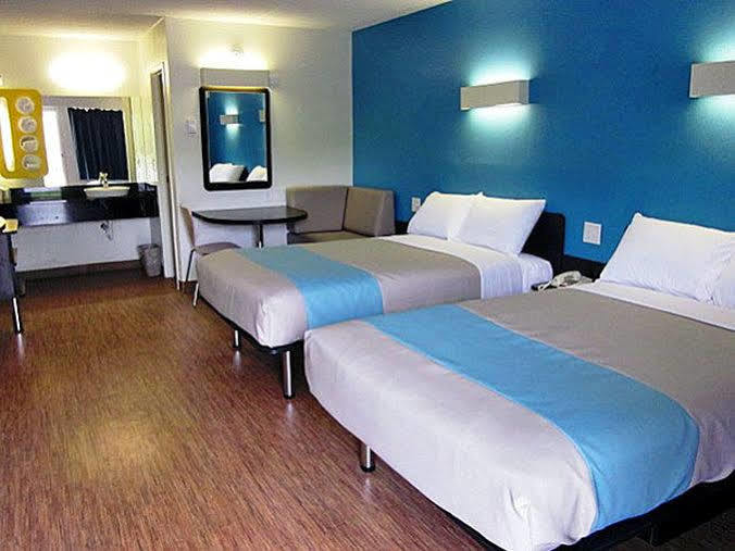 Motel 6-Overland Park, Ks Kültér fotó