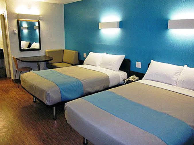 Motel 6-Overland Park, Ks Kültér fotó