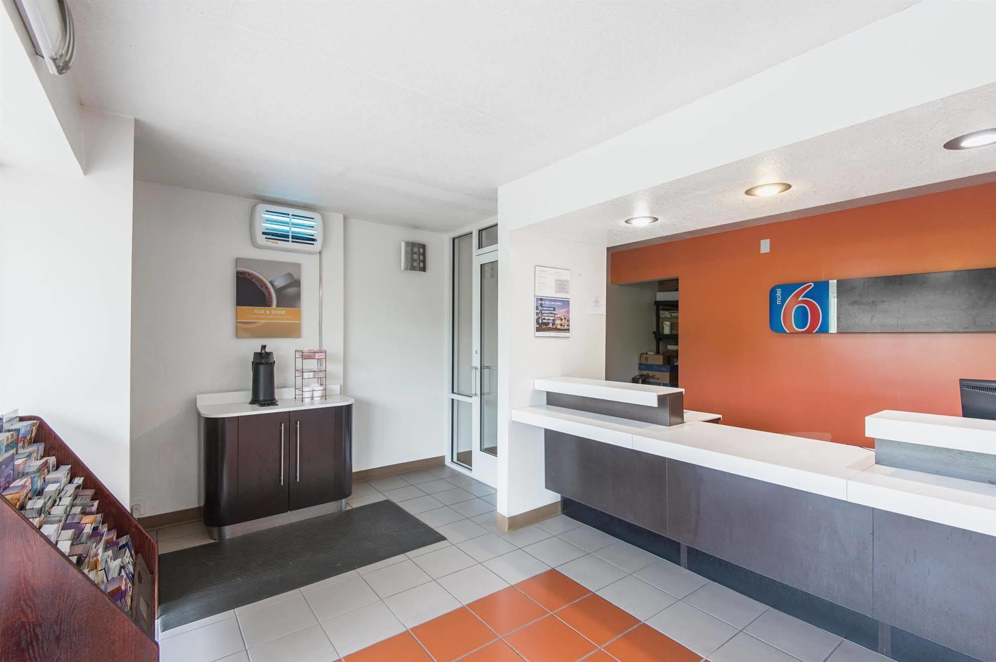 Motel 6-Overland Park, Ks Kültér fotó